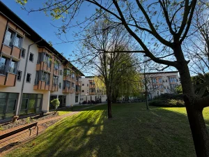 Link vergrößert das Bild: ASB Pflege- und Betreuungszentrum "Weidenblick" in Gröditz Außenansicht